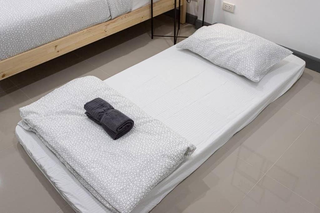 P1 Silom Pan Large Room Full Kitchen Wifi 4-6Pax 曼谷 外观 照片