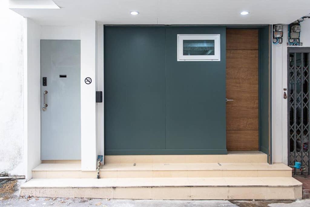 P1 Silom Pan Large Room Full Kitchen Wifi 4-6Pax 曼谷 外观 照片